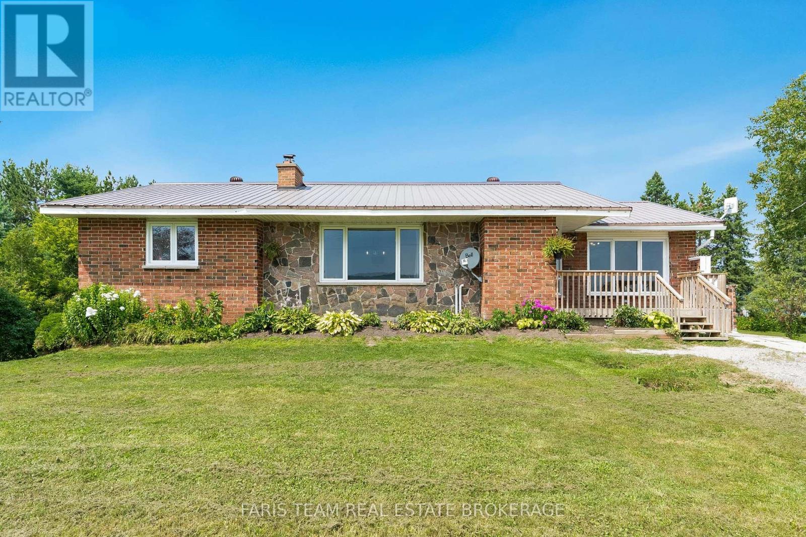 Property at 1105 FRASERBURG ROAD image 2