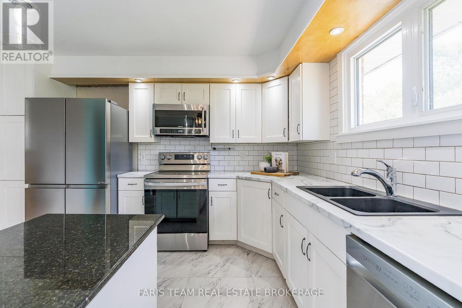 Property at 1105 FRASERBURG ROAD image 4