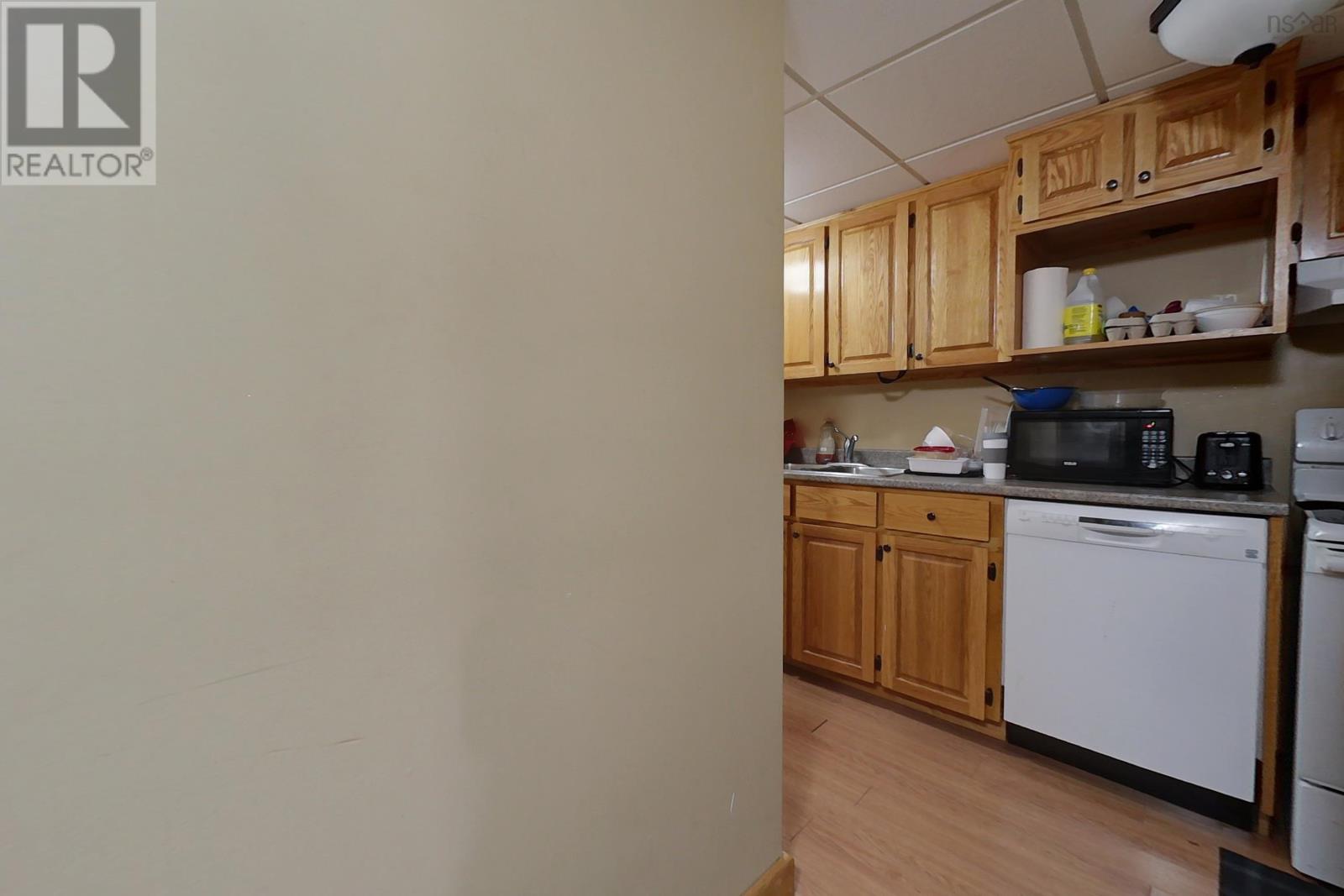 202 Victoria Street E, Amherst, Nova Scotia  B4H 1Y9 - Photo 40 - 202504947