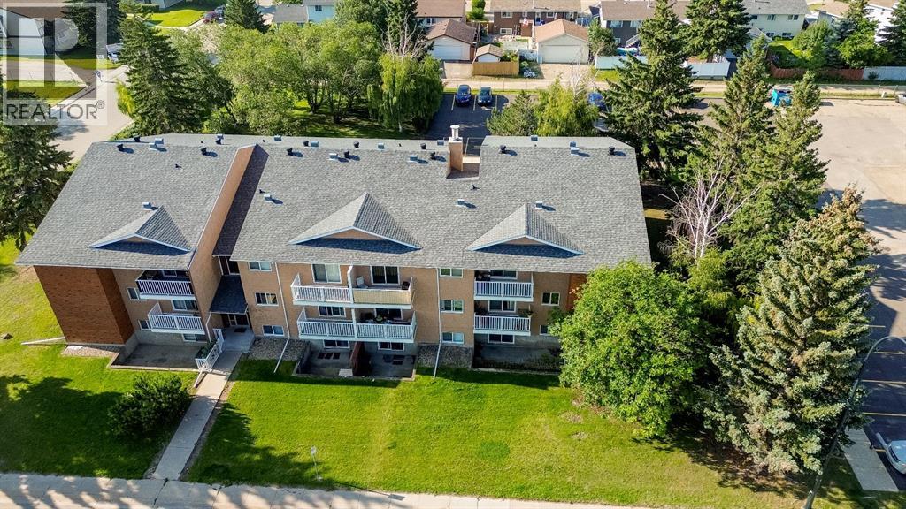 206, 41 Bennett Street, Red Deer, Alberta  T4R 1V3 - Photo 1 - A2245781