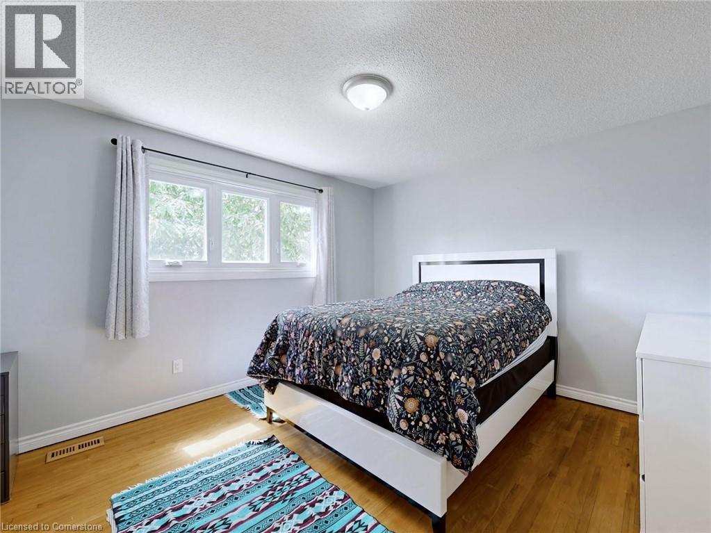 19 Bunker Hill Drive, Hamilton, Ontario  L8K 5X3 - Photo 13 - 40743115