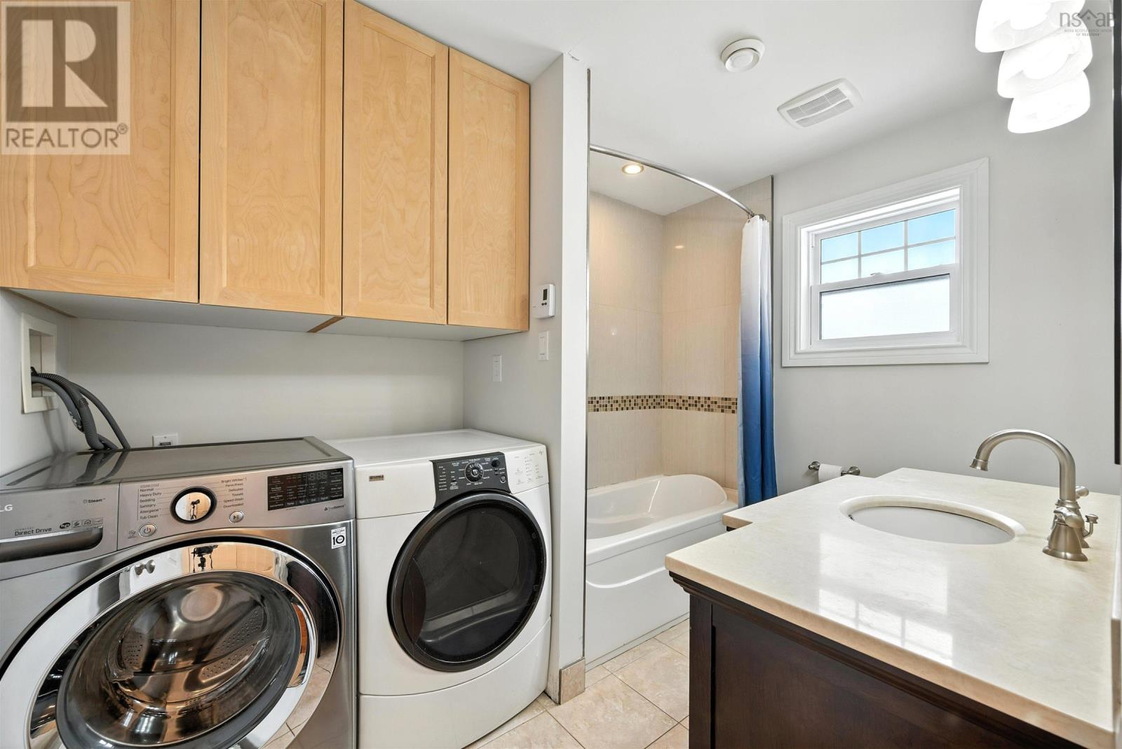 2221 Blink Bonnie Terrace, Halifax, Nova Scotia  B3L 3E8 - Photo 28 - 202519614