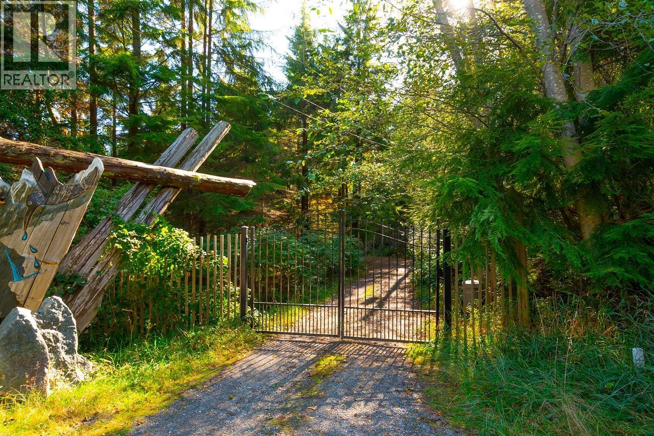 1293 Westside Road, Bowen Island, British Columbia  V0N 1G2 - Photo 2 - R2949744