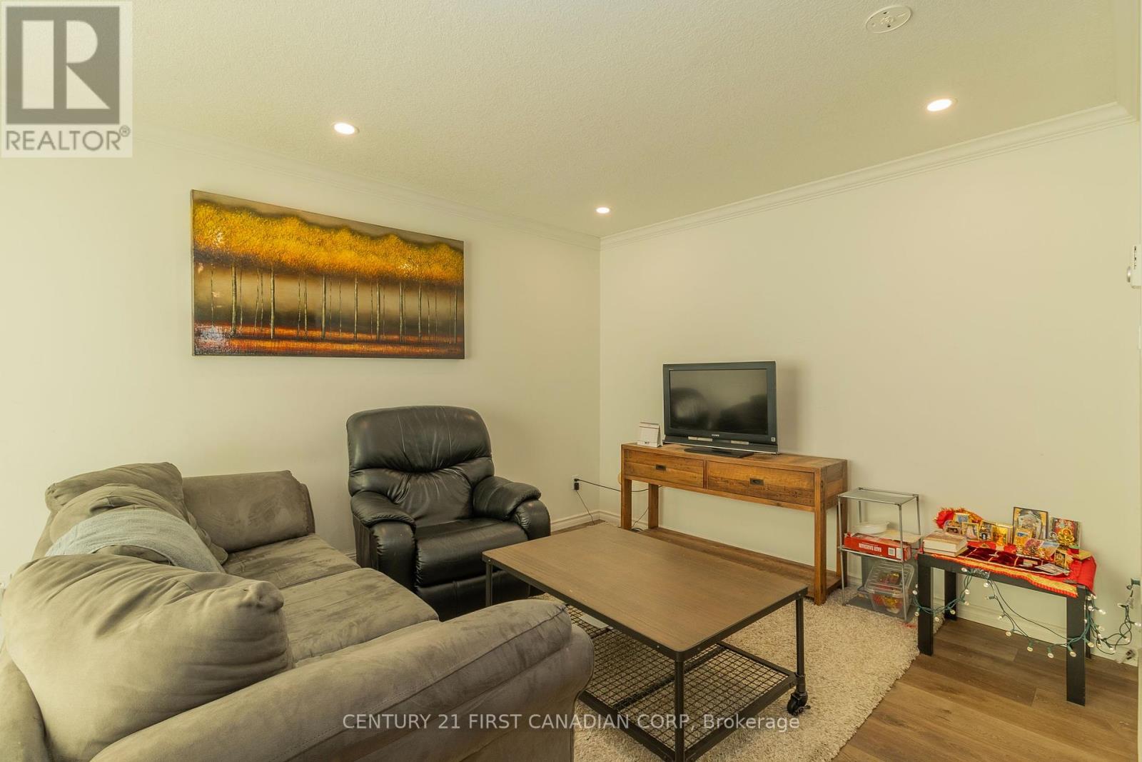 66 - 230 Clarke Road, London East, Ontario  N5W 5P5 - Photo 12 - X12337071