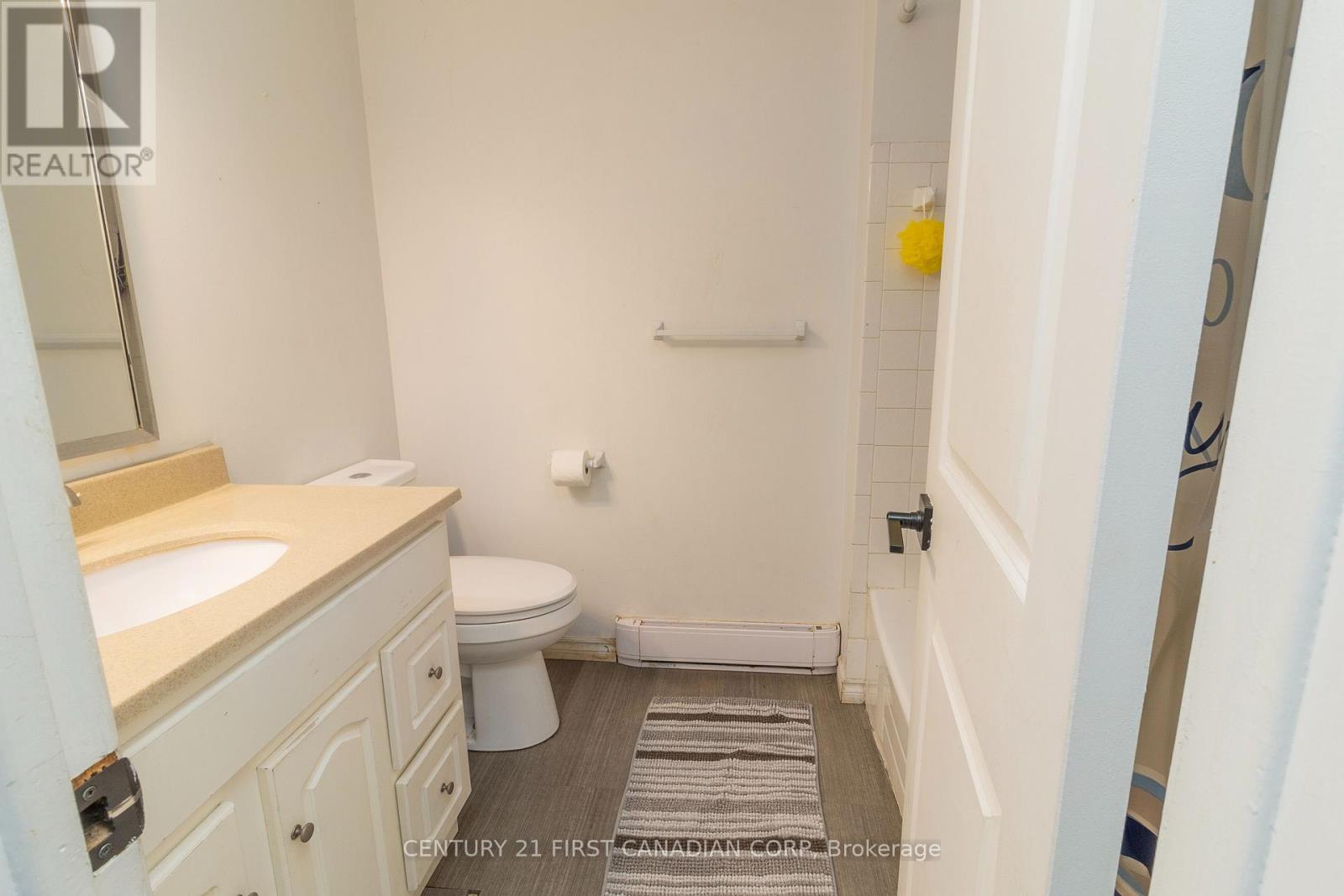 66 - 230 Clarke Road, London East, Ontario  N5W 5P5 - Photo 17 - X12337071