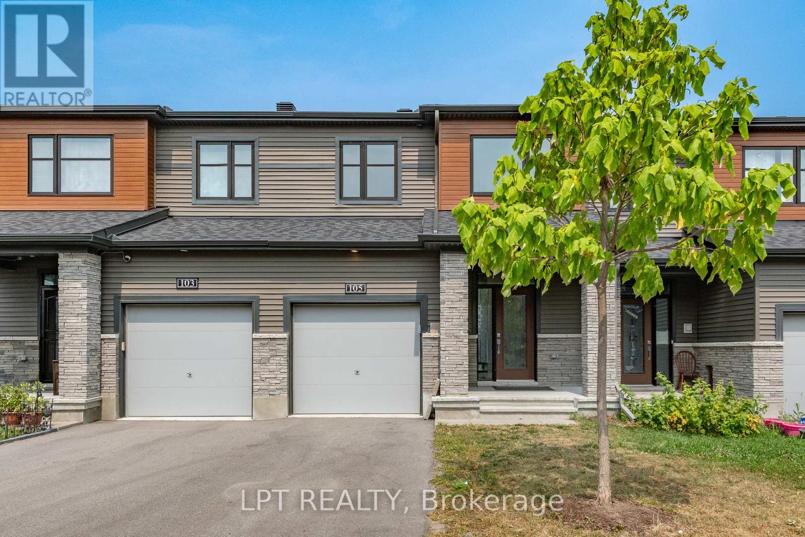 105 TEELIN CIRCLE, Ottawa, Ontario