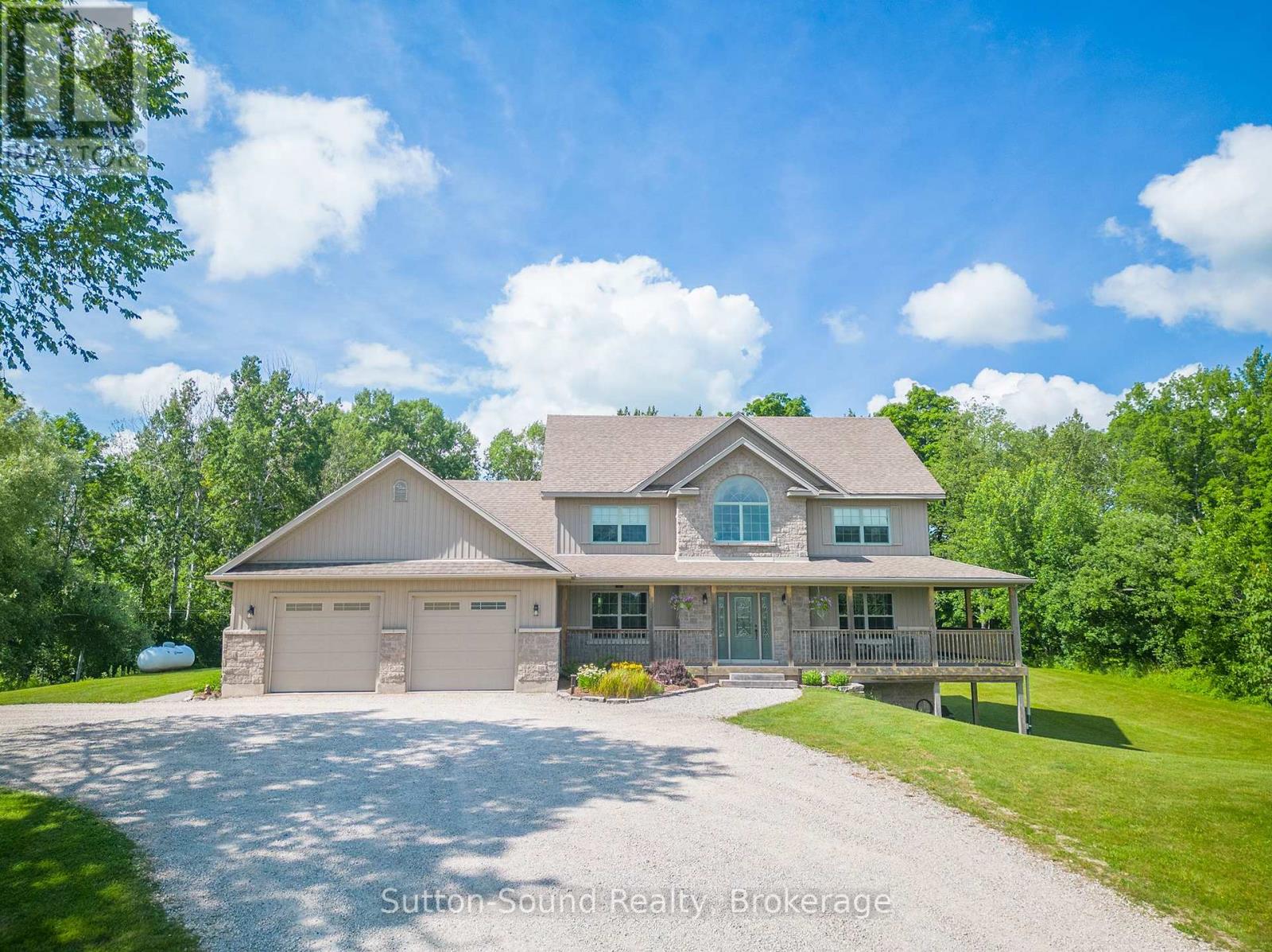802677 Grey 40 Road, Chatsworth, Ontario  N0H 1G0 - Photo 2 - X12332968