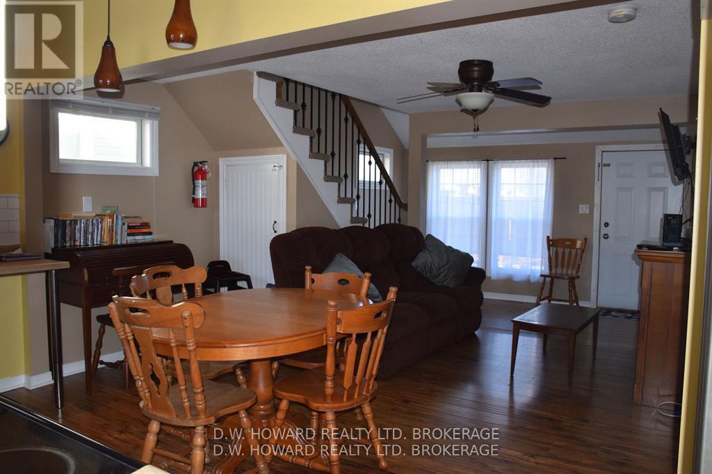 186 Loomis Crescent, Fort Erie, Ontario  L0S 1B0 - Photo 5 - X12337093