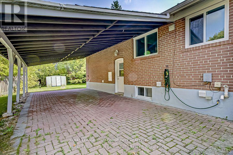Property at 35 AURORA HEIGHTS DRIVE image 4