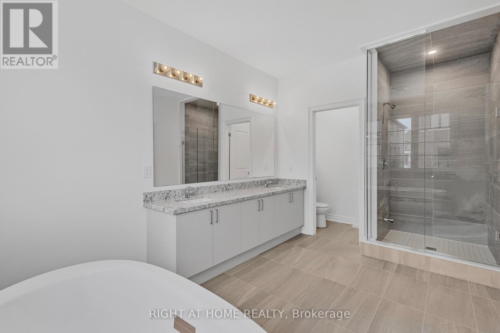 59 Cunningham Drive, Bradford West Gwillimbury, Ontario  L0G 1B0 - Photo 25 - N12337029