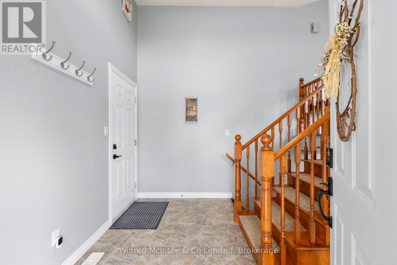 362 Westwood Drive, Brockton, Ontario  N0G 2V0 - Photo 11 - X12337052
