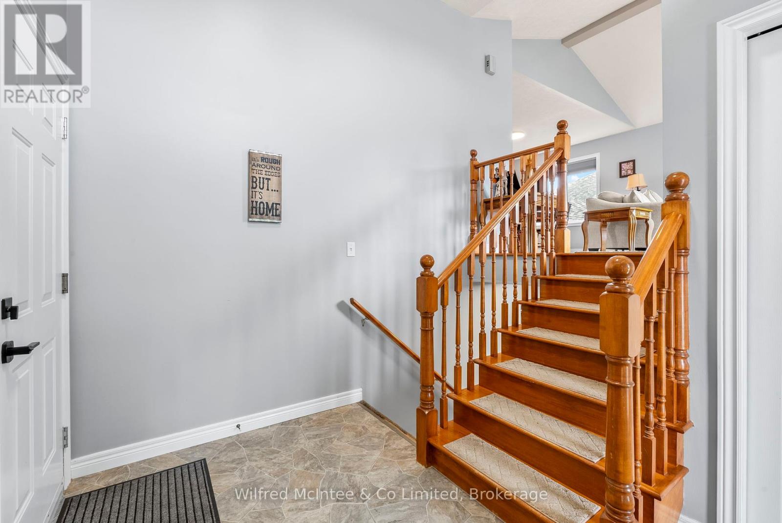 362 Westwood Drive, Brockton, Ontario  N0G 2V0 - Photo 12 - X12337052