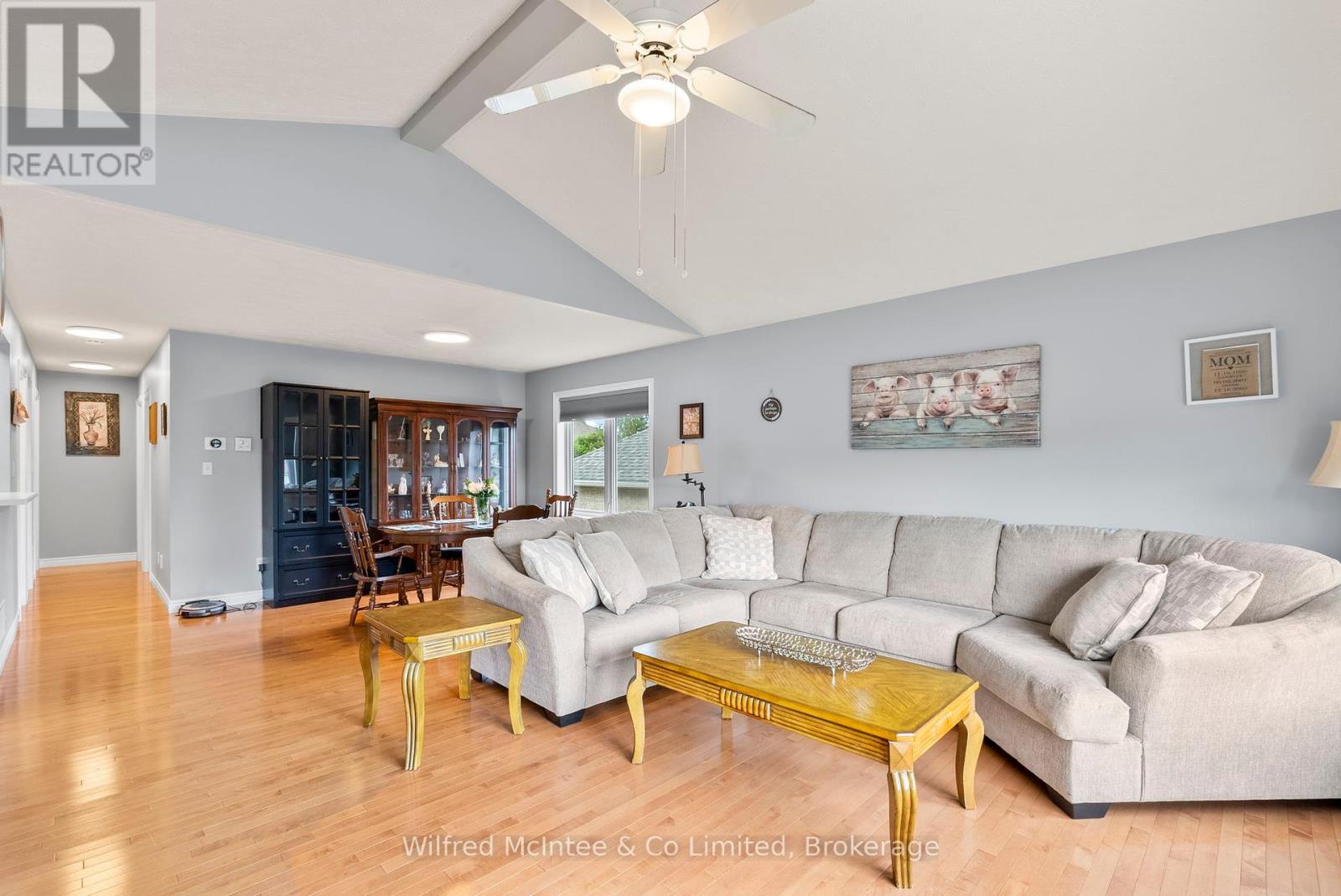 362 Westwood Drive, Brockton, Ontario  N0G 2V0 - Photo 13 - X12337052