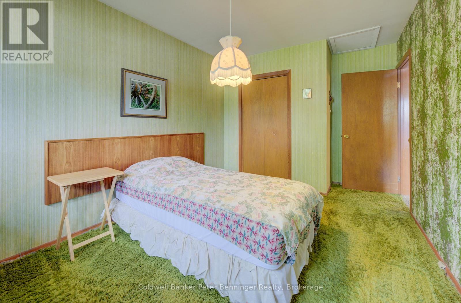 55 Dreger Avenue, Kitchener, Ontario  N2A 2A5 - Photo 14 - X12337163