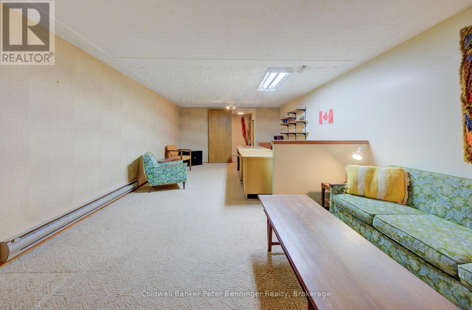 55 Dreger Avenue, Kitchener, Ontario  N2A 2A5 - Photo 25 - X12337163