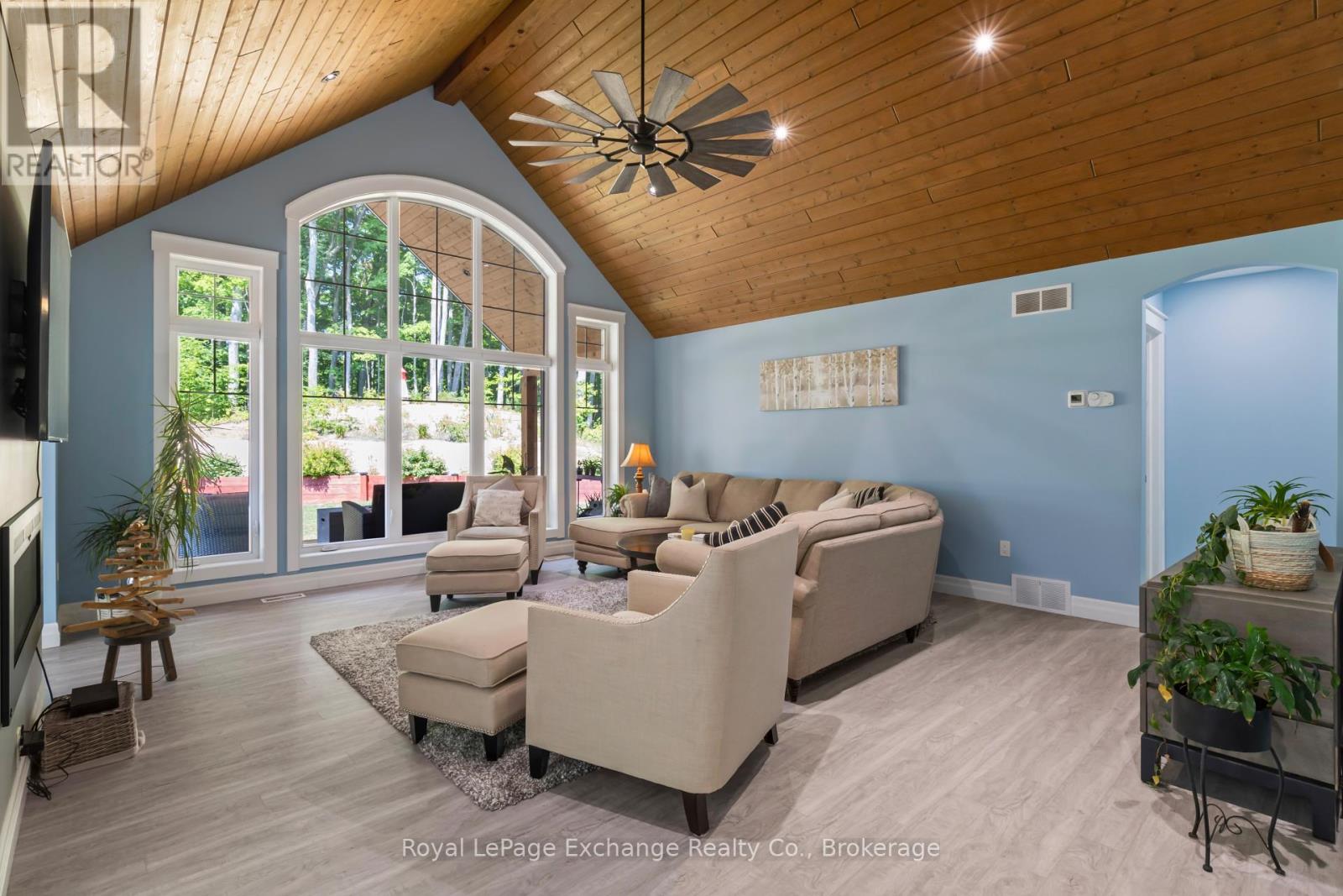 73 Bunnyview Drive, South Bruce Peninsula, Ontario  N0H 2G0 - Photo 11 - X12337181