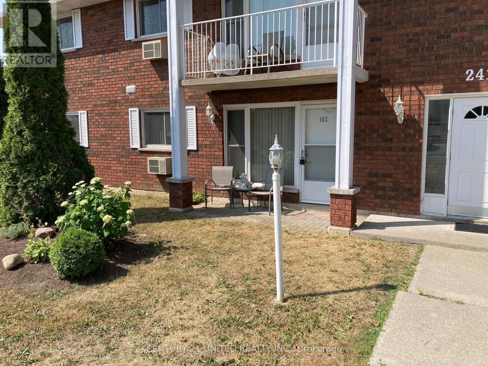 102 - 2418 MOUNTLAND DRIVE, Peterborough West, Ontario