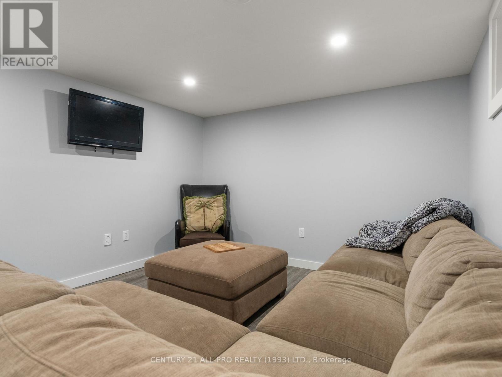 610 Norma Street, Cobourg, Ontario  K9A 2T8 - Photo 30 - X12337183