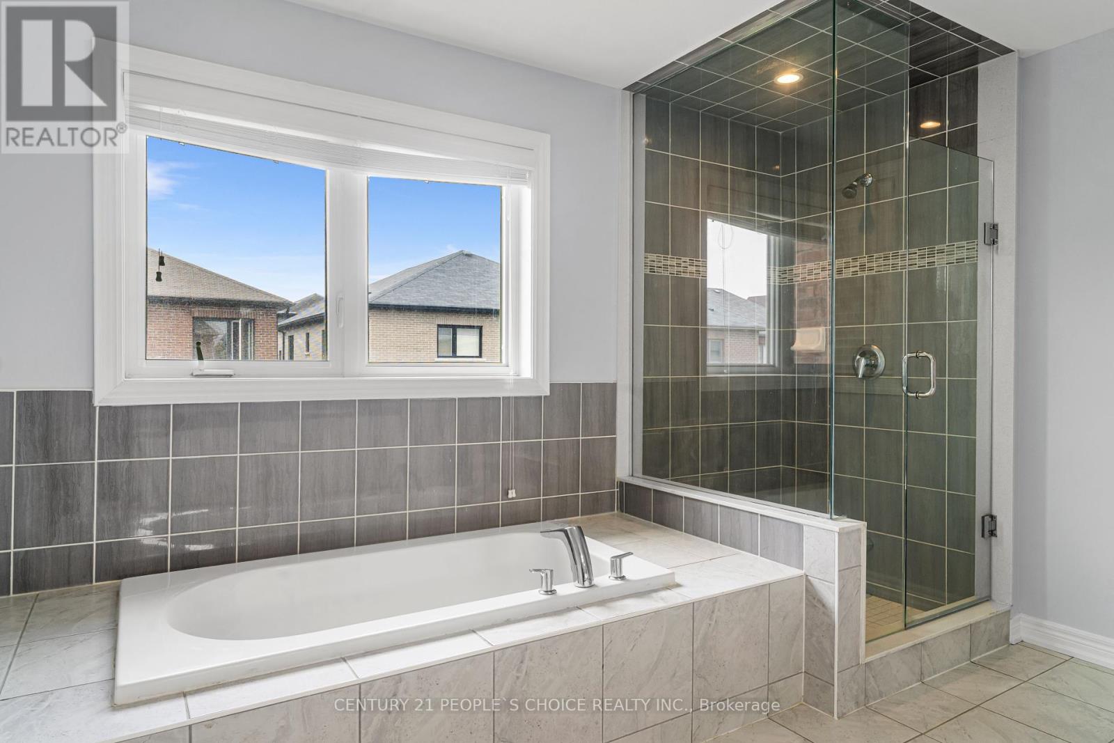 22 Gainsford Road, Brampton, Ontario  L6X 5N2 - Photo 15 - W12335147