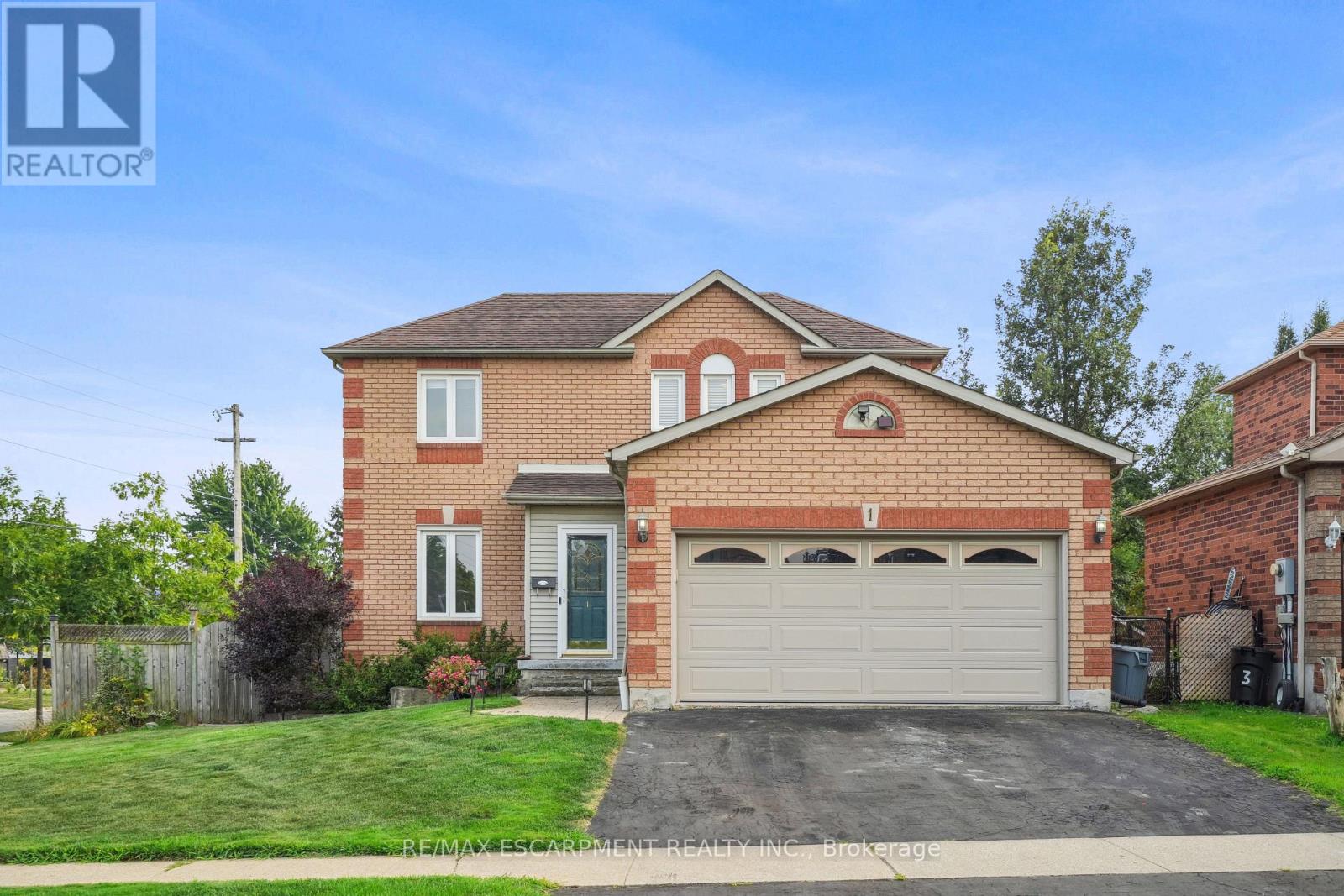 Property at 1 BIRCHWAY PLACE image 1
