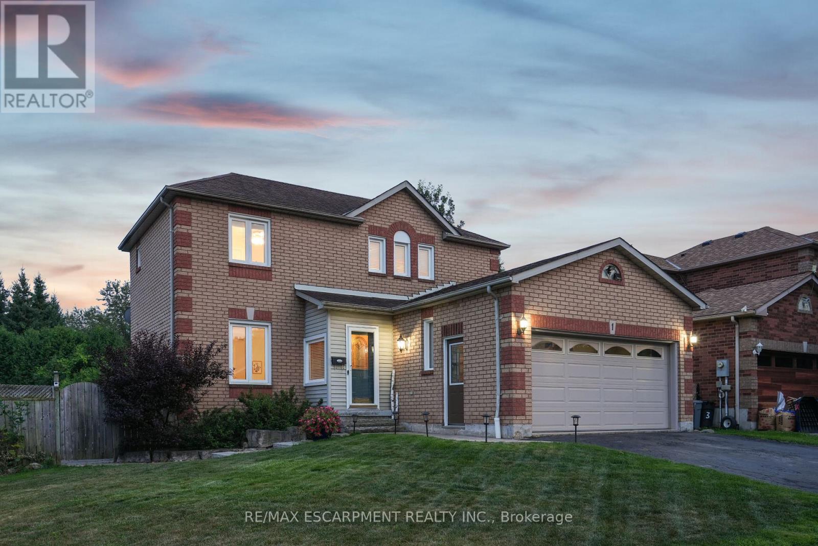 Property at 1 BIRCHWAY PLACE image 2