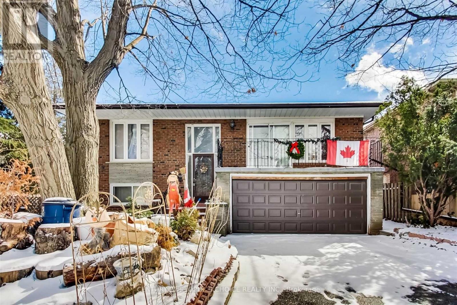 7 RIVERSIDE DRIVE, Toronto, Ontario