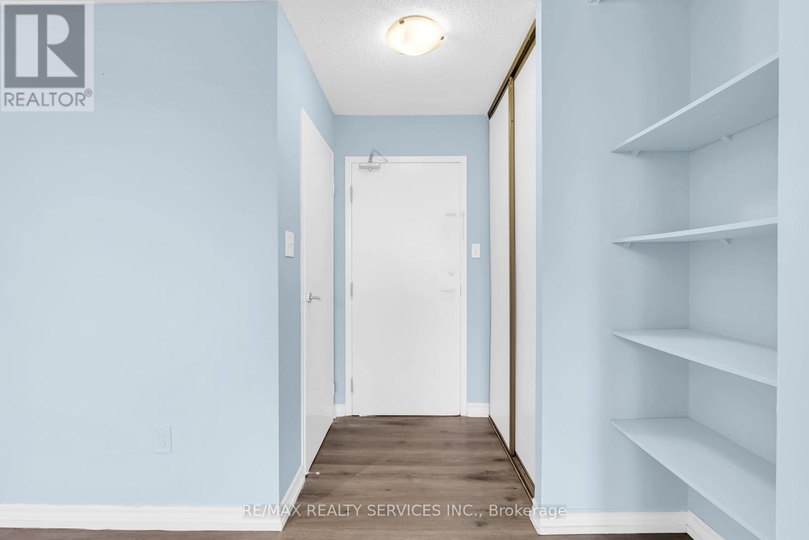 306 - 21 Markbrook Lane N, Toronto, Ontario  M9V 5E4 - Photo 7 - W12337023