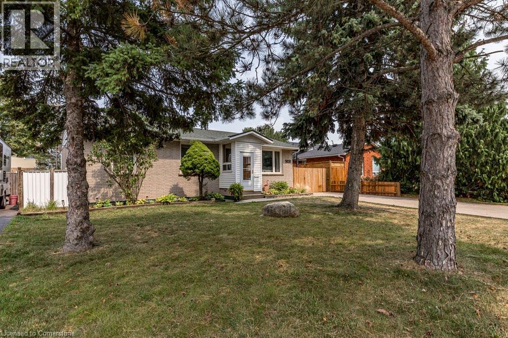 Property at 5030 HARTWOOD Avenue image 2