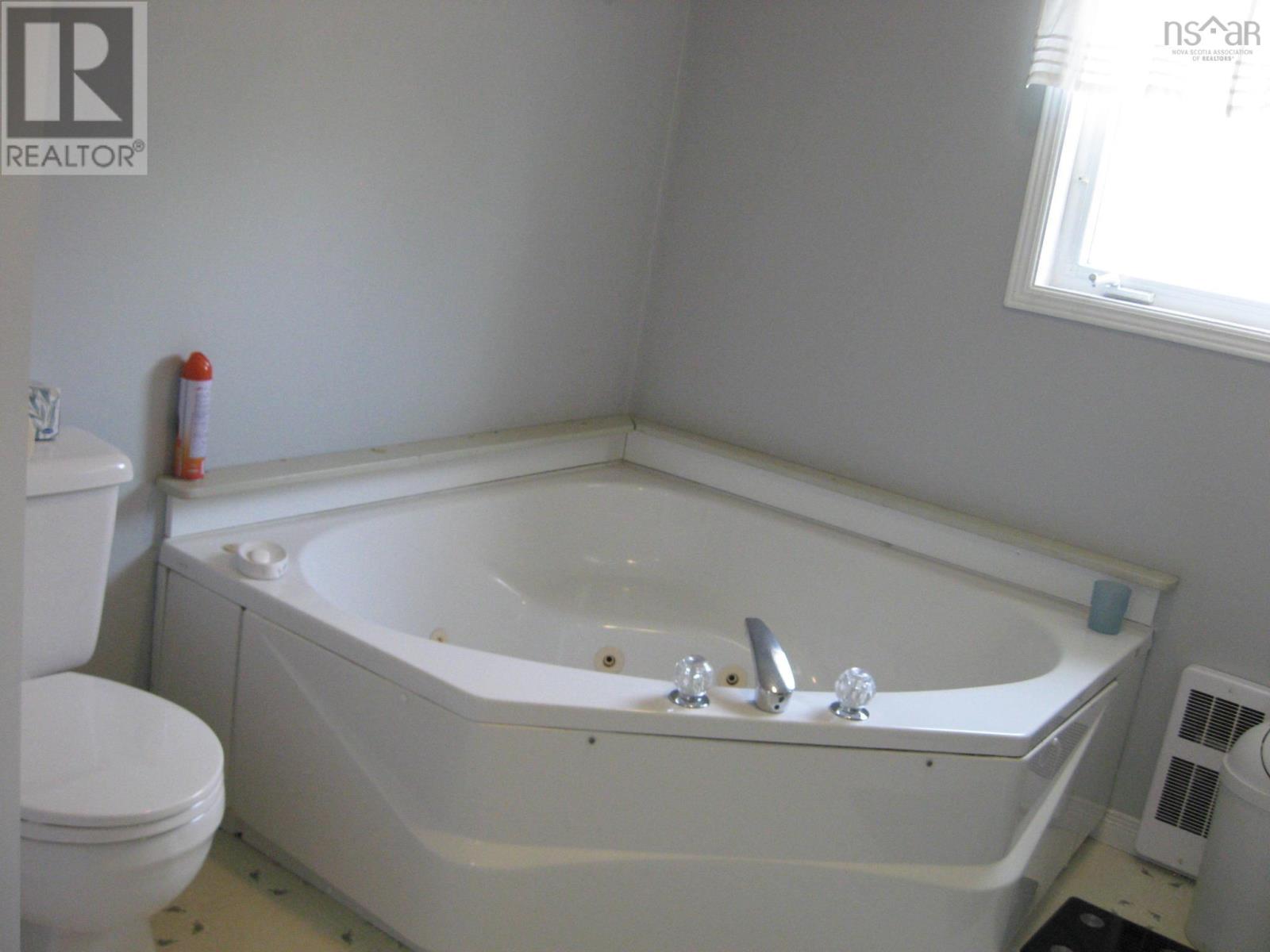 75 Green Hall Drive, Mersey Point, Nova Scotia  B0T 1K0 - Photo 22 - 202508888