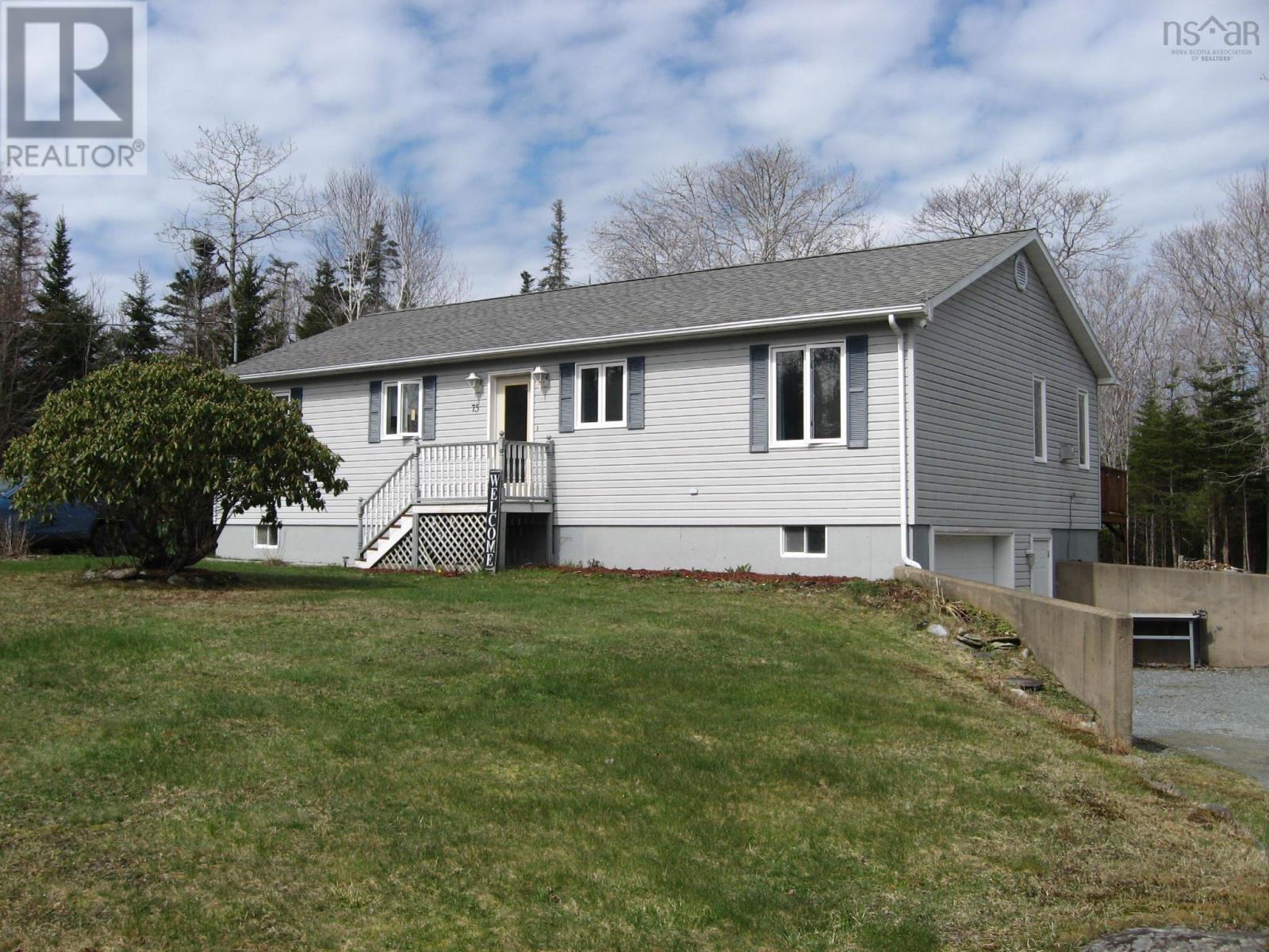 75 Green Hall Drive, Mersey Point, Nova Scotia  B0T 1K0 - Photo 1 - 202508888