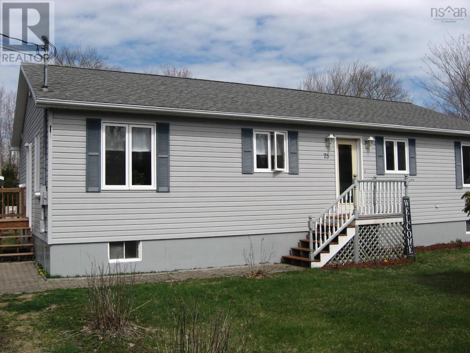 75 Green Hall Drive, Mersey Point, Nova Scotia  B0T 1K0 - Photo 3 - 202508888