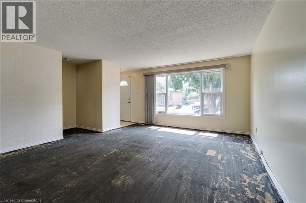 Property at 5 THE GREENWAY image 4