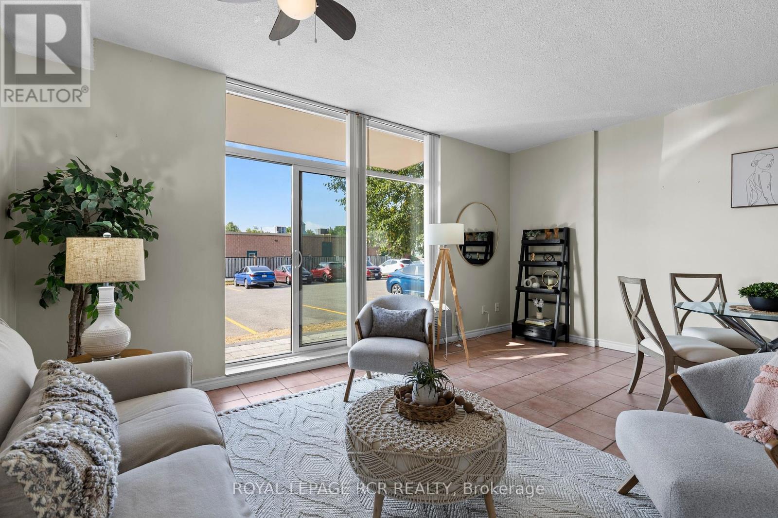 12 - 16 Fourth Street, Orangeville, Ontario  L9W 4N7 - Photo 6 - W12337074