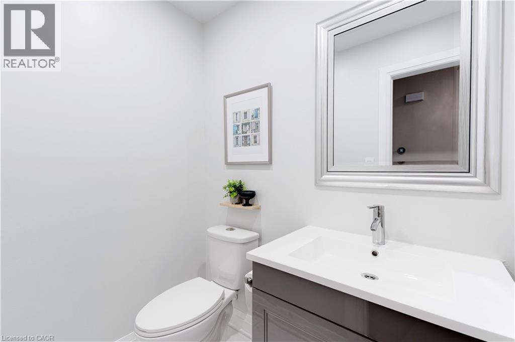 440 Fairbrother Road, Grimsby, Ontario  L3M 0J9 - Photo 14 - 40739263