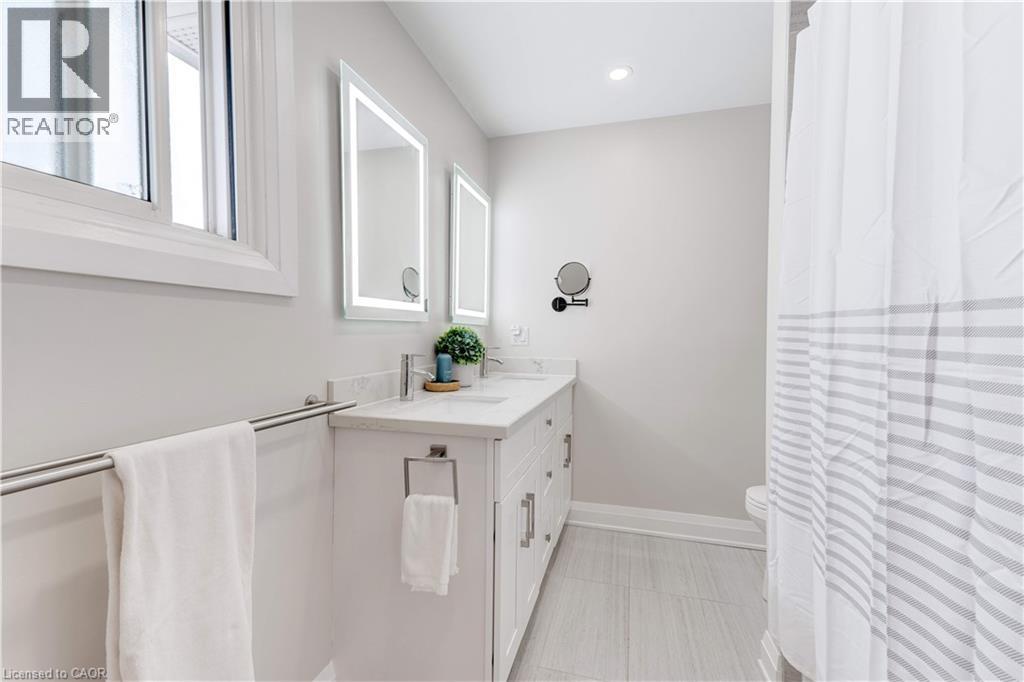 440 Fairbrother Road, Grimsby, Ontario  L3M 0J9 - Photo 18 - 40739263