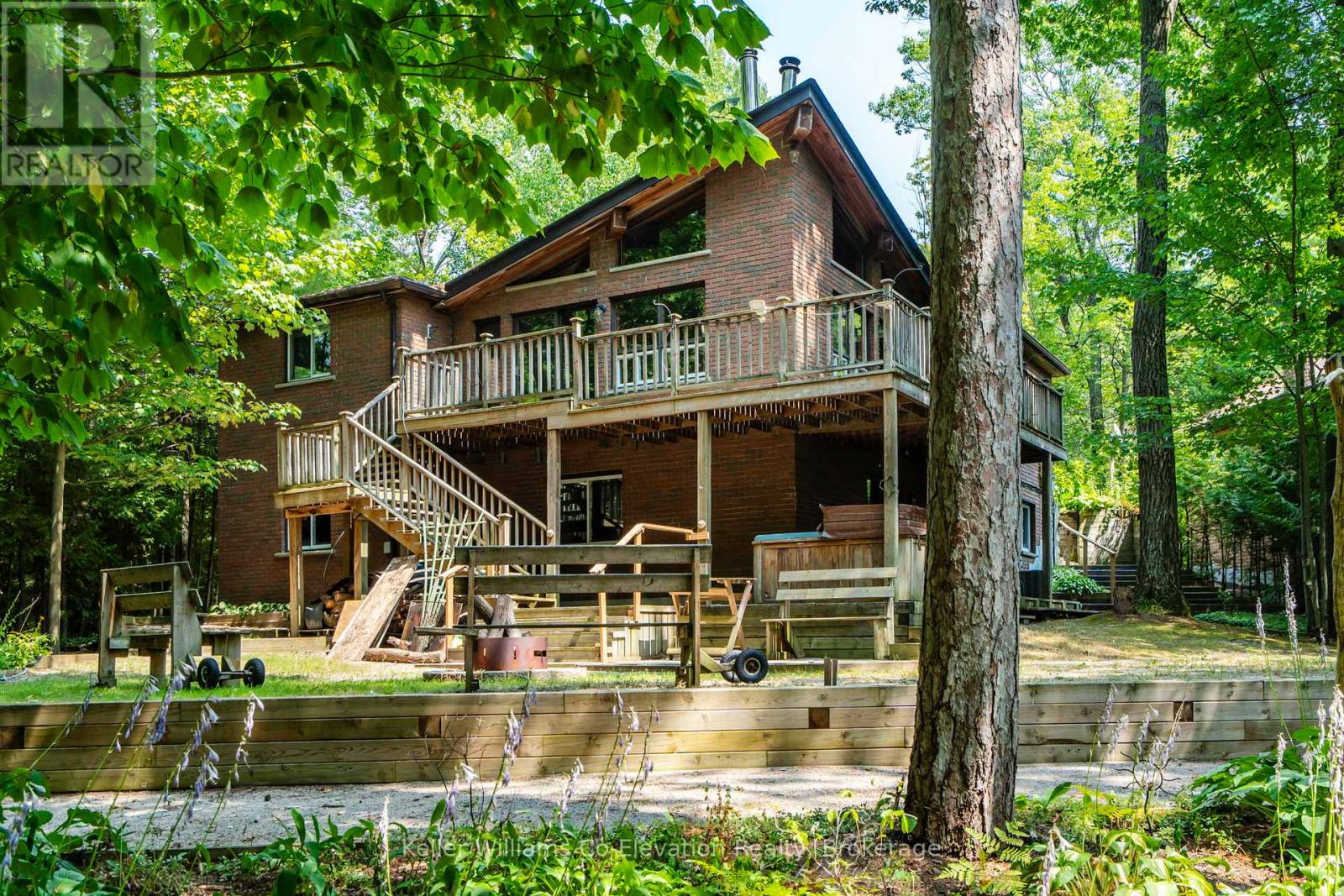 1246 Tiny Beaches Road N, Tiny, Ontario  L9M 0H7 - Photo 1 - S12337200