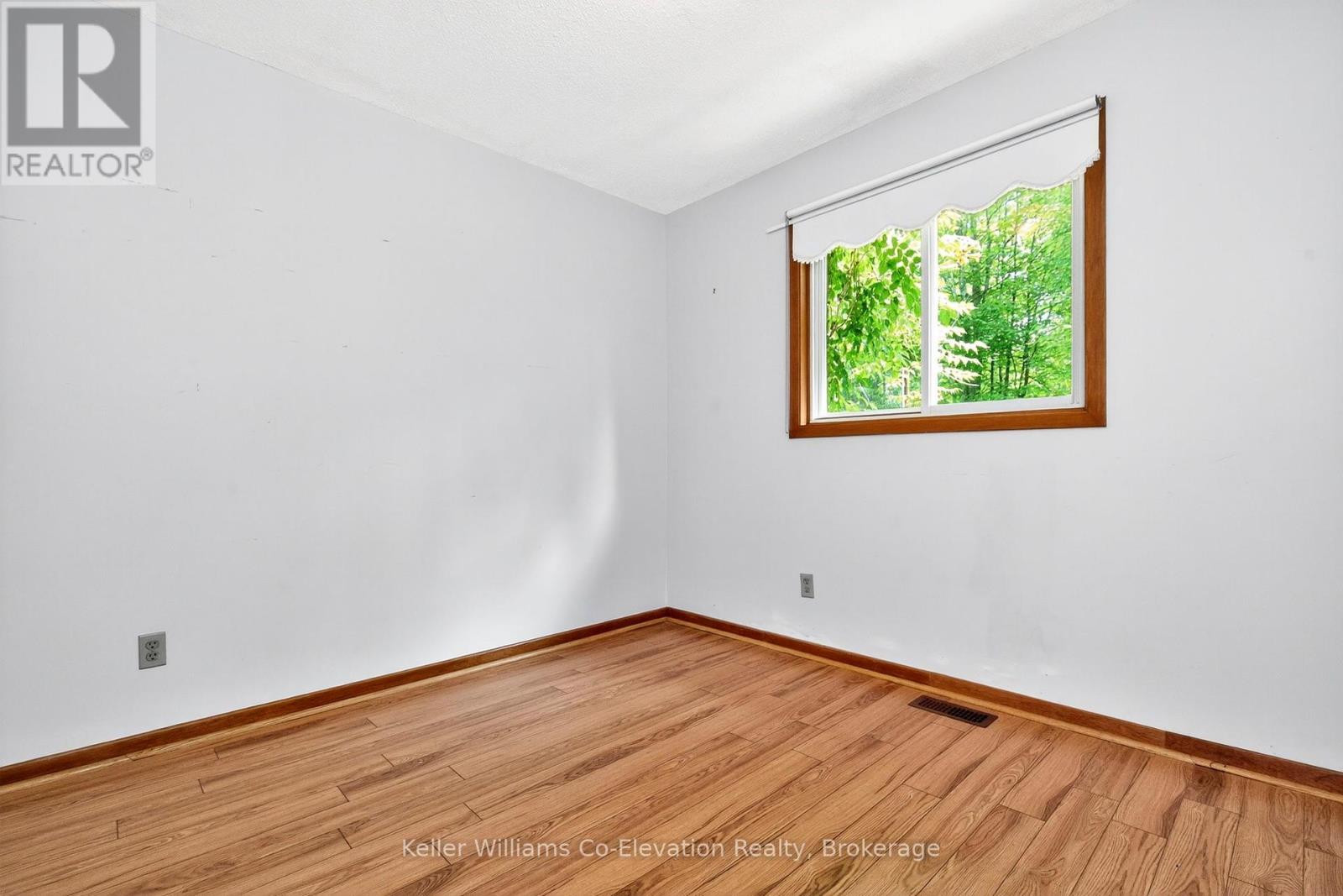 1246 Tiny Beaches Road N, Tiny, Ontario  L9M 0H7 - Photo 10 - S12337200
