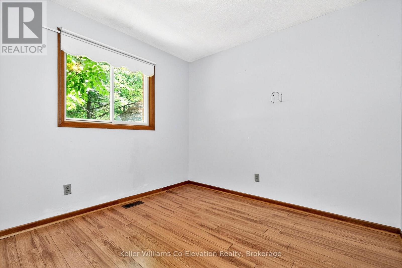 1246 Tiny Beaches Road N, Tiny, Ontario  L9M 0H7 - Photo 11 - S12337200