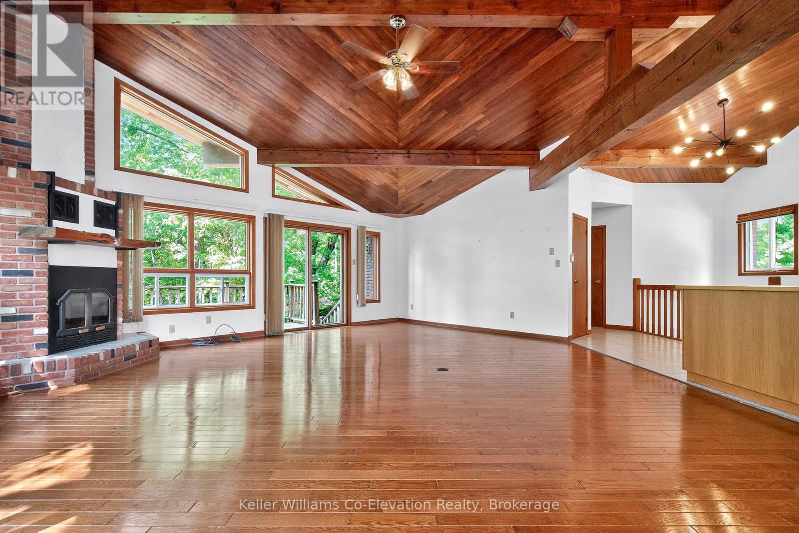 1246 Tiny Beaches Road N, Tiny, Ontario  L9M 0H7 - Photo 5 - S12337200