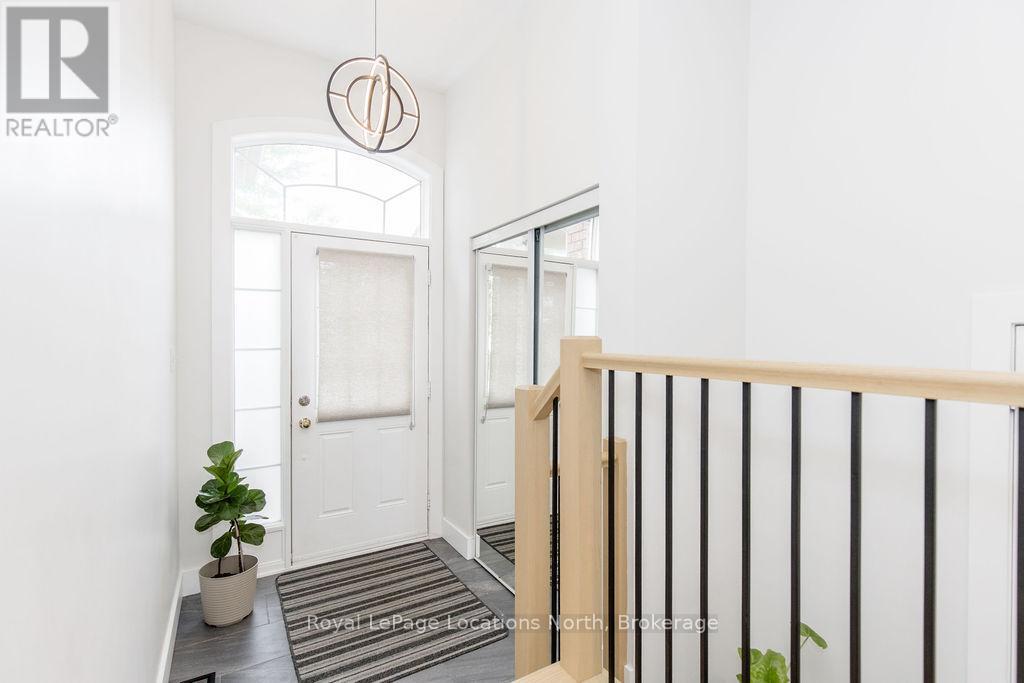 Property at 48 MEADOWLARK BOULEVARD image 3