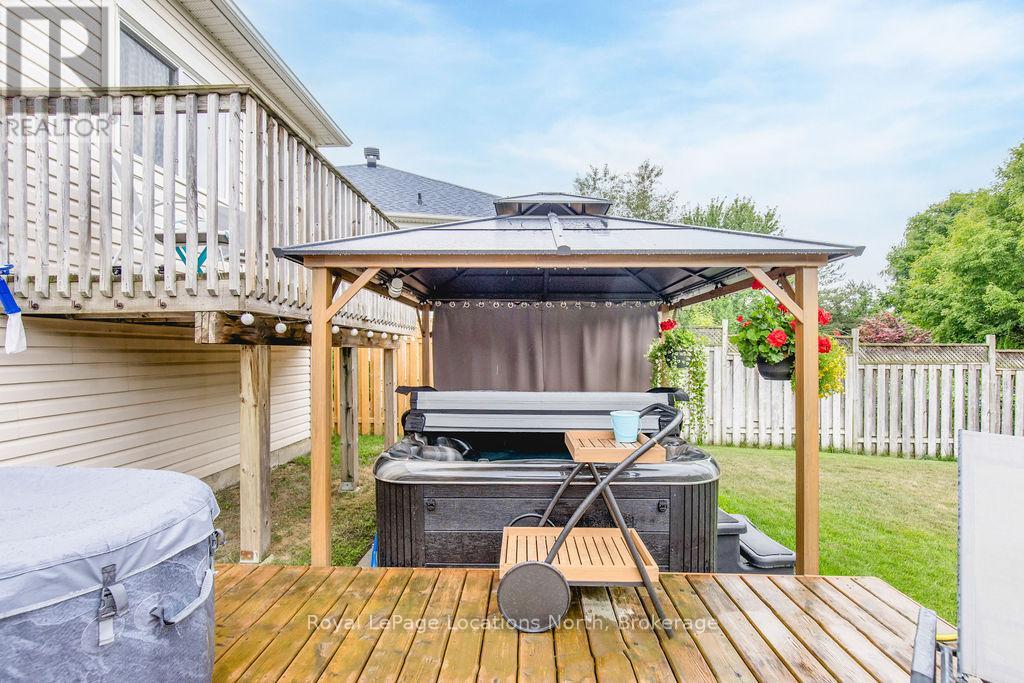 48 Meadowlark Boulevard, Wasaga Beach, Ontario  L9Z 3B2 - Photo 46 - S12337223