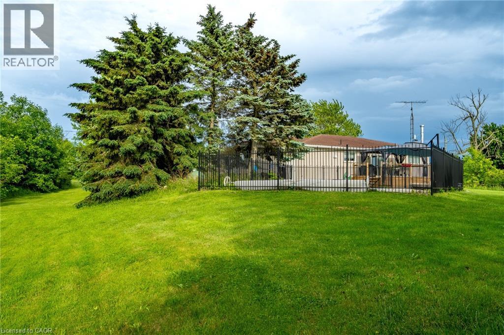 440 Fairbrother Road, Grimsby, Ontario  L3M 0J9 - Photo 44 - 40739263