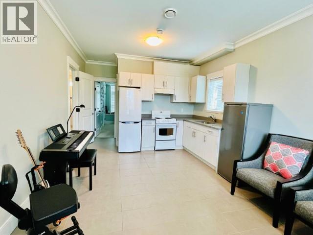 7776 14th Avenue, Burnaby, British Columbia  V3N 2A9 - Photo 6 - R3034340