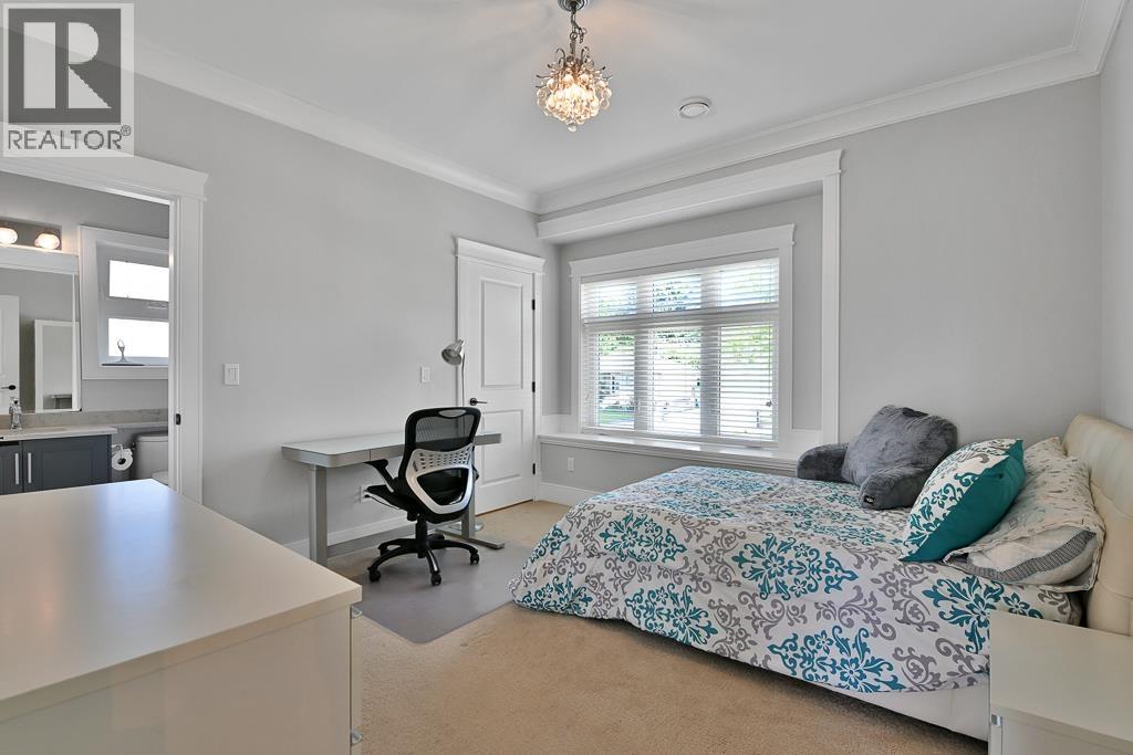 7776 14th Avenue, Burnaby, British Columbia  V3N 2A9 - Photo 25 - R3034340