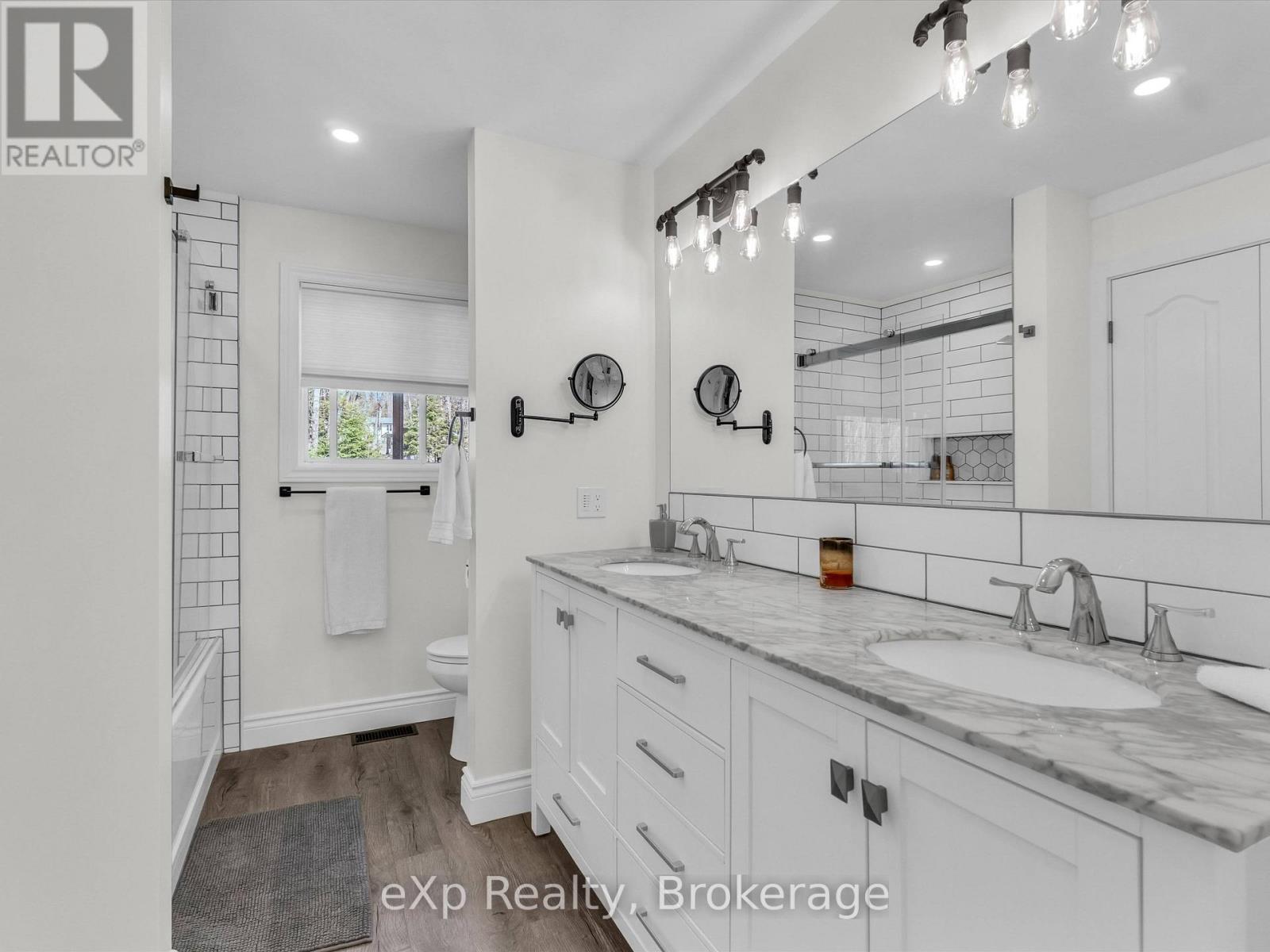 104 Meadow Heights Drive, Bracebridge, Ontario  P1L 1A4 - Photo 13 - X12337246