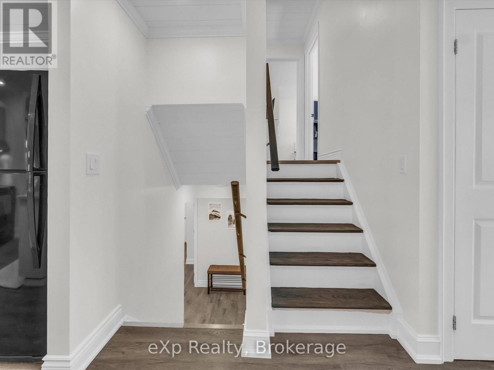 104 Meadow Heights Drive, Bracebridge, Ontario  P1L 1A4 - Photo 21 - X12337246