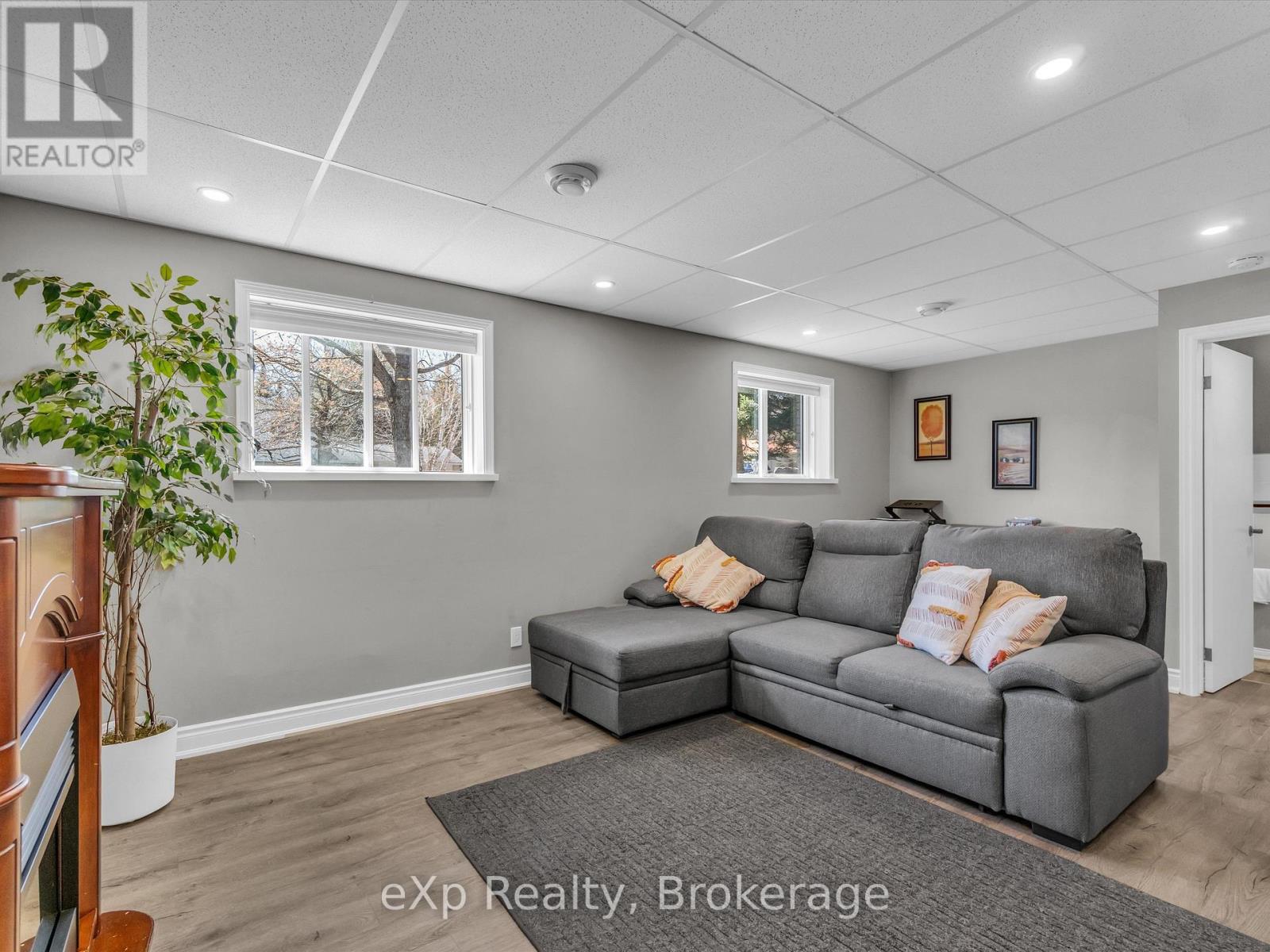 104 Meadow Heights Drive, Bracebridge, Ontario  P1L 1A4 - Photo 27 - X12337246
