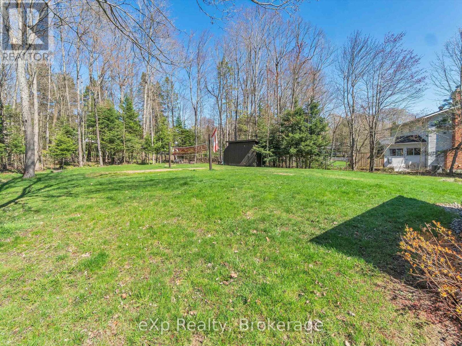 104 Meadow Heights Drive, Bracebridge, Ontario  P1L 1A4 - Photo 38 - X12337246
