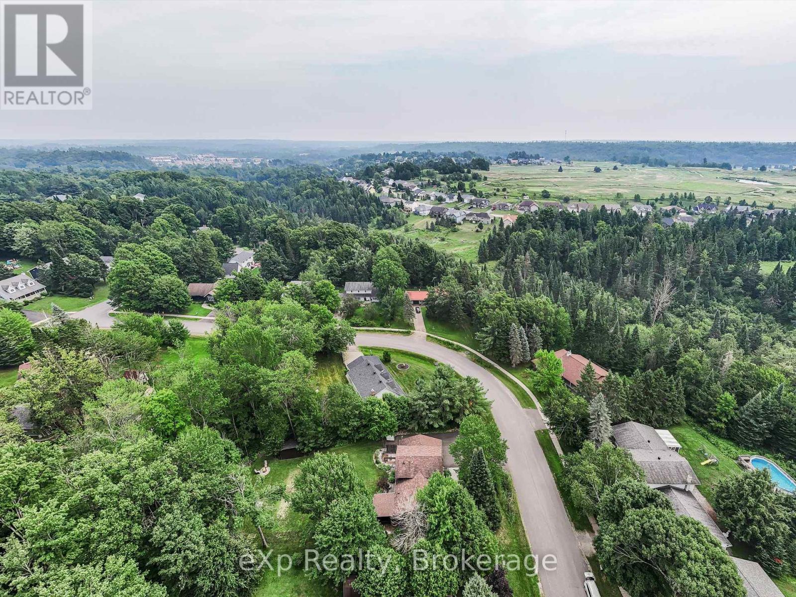 Property at 104 MEADOW HEIGHTS DRIVE image 4