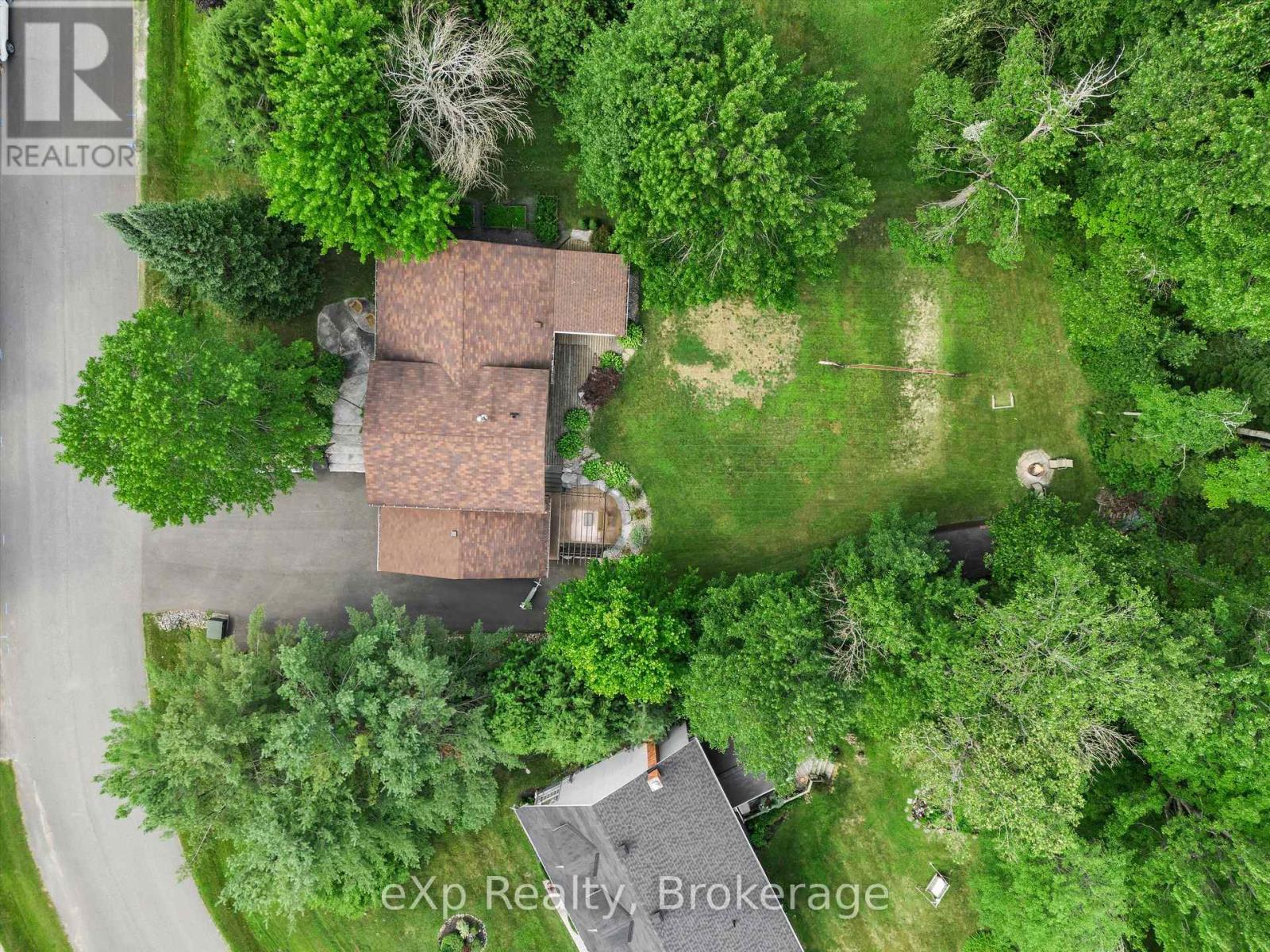 104 Meadow Heights Drive, Bracebridge, Ontario  P1L 1A4 - Photo 40 - X12337246